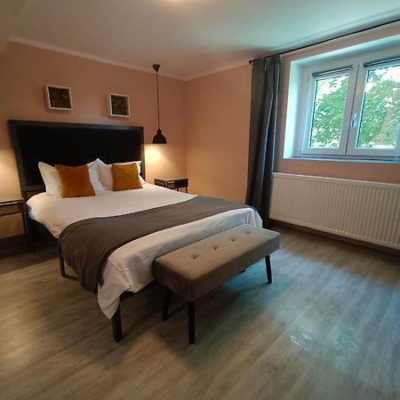 Pif Apart Livada Postei Braşov Exterior foto