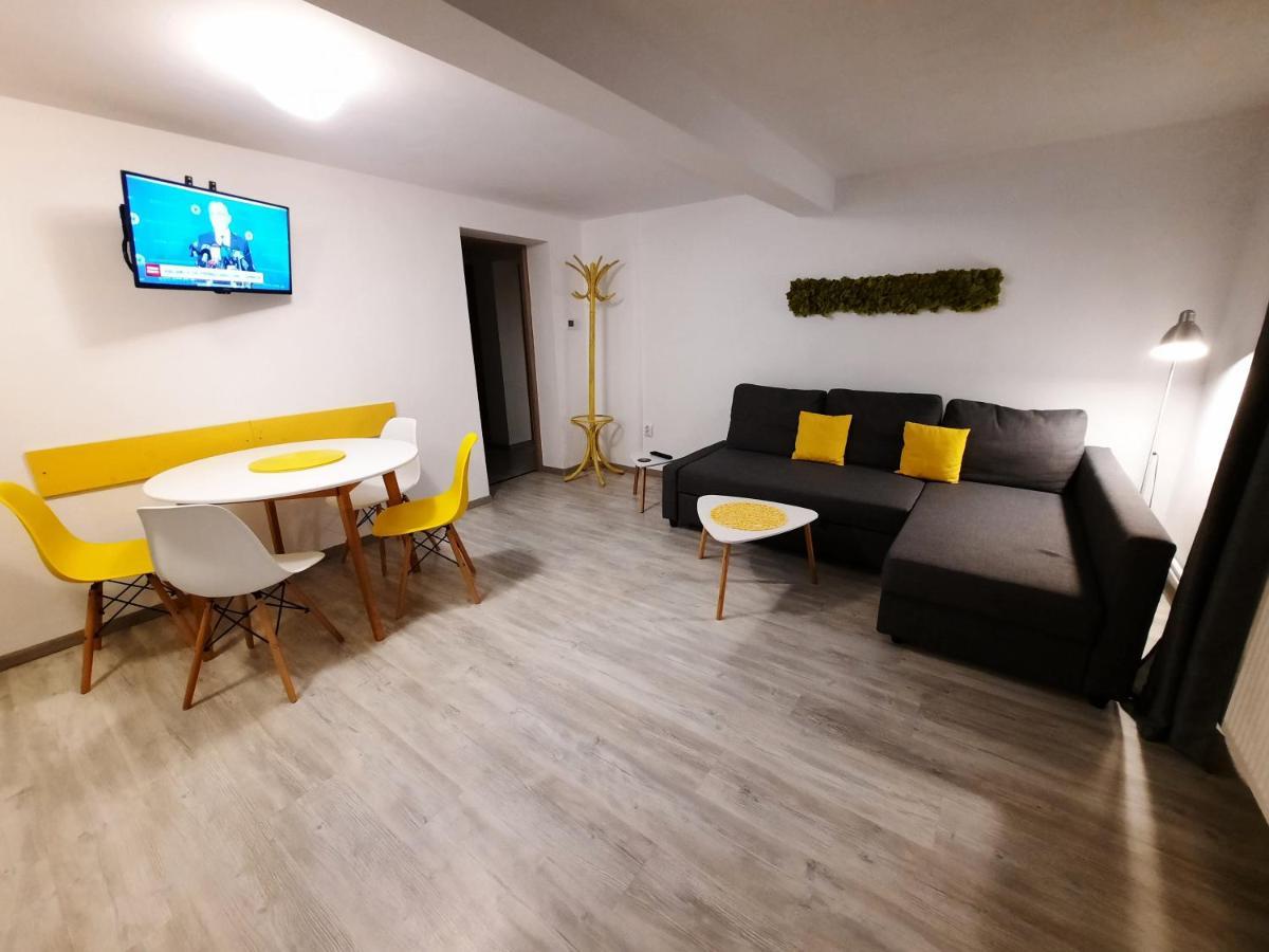 Pif Apart Livada Postei Braşov Exterior foto