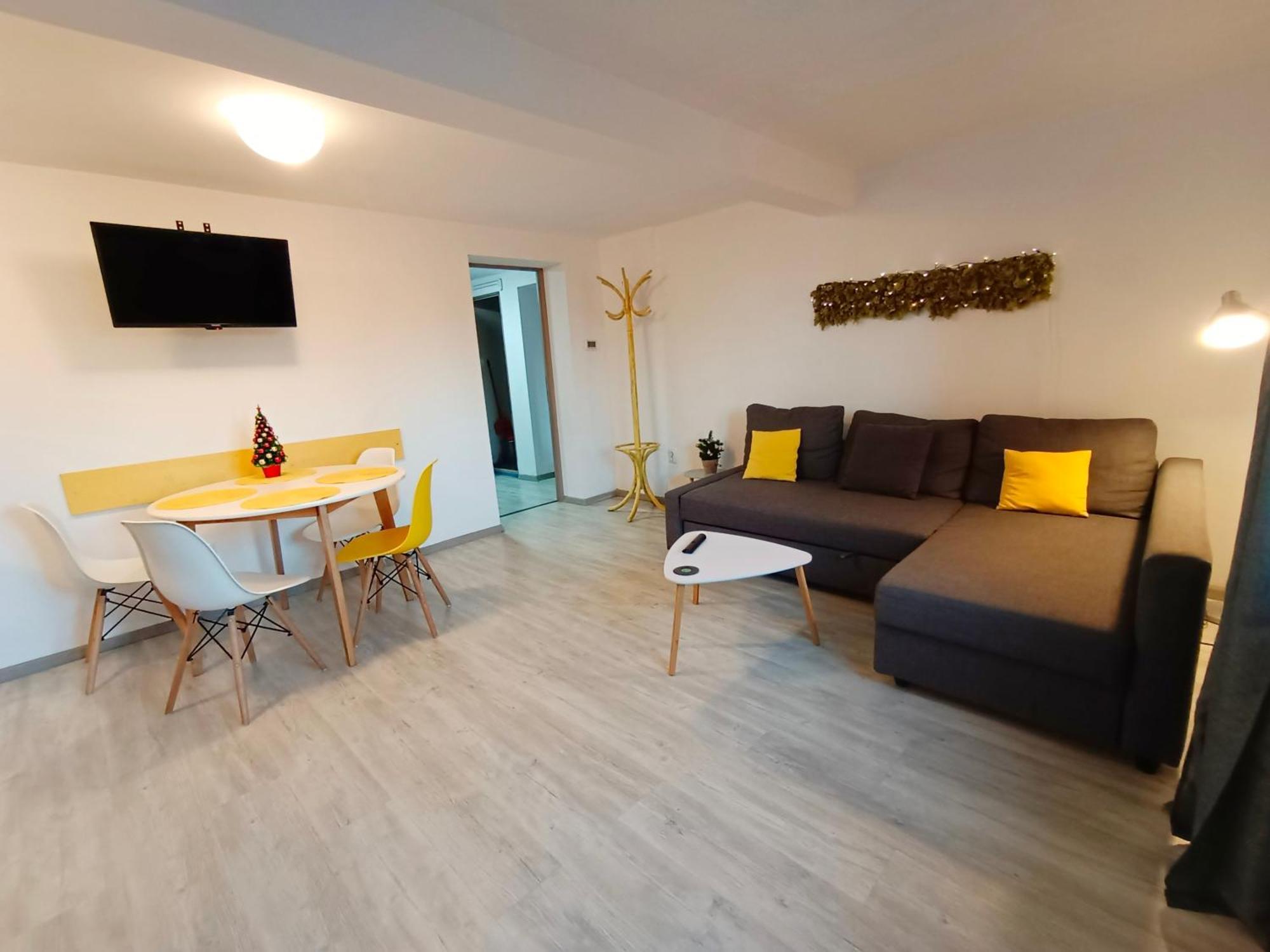 Pif Apart Livada Postei Braşov Exterior foto